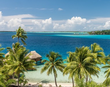 TAHITI/BORA BORA.  Hotel LE MAITAI 3*  8 Noches.  Abril - Octubre 2024 Desde € 1.786 p.pers. (C1)